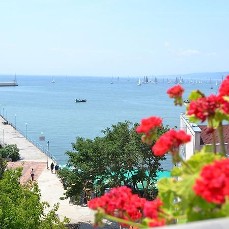 Family Hotel Magnolia Μπαλτσίκ Εξωτερικό φωτογραφία