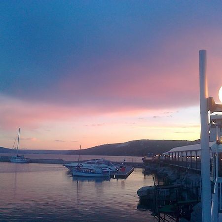 Family Hotel Magnolia Μπαλτσίκ Εξωτερικό φωτογραφία