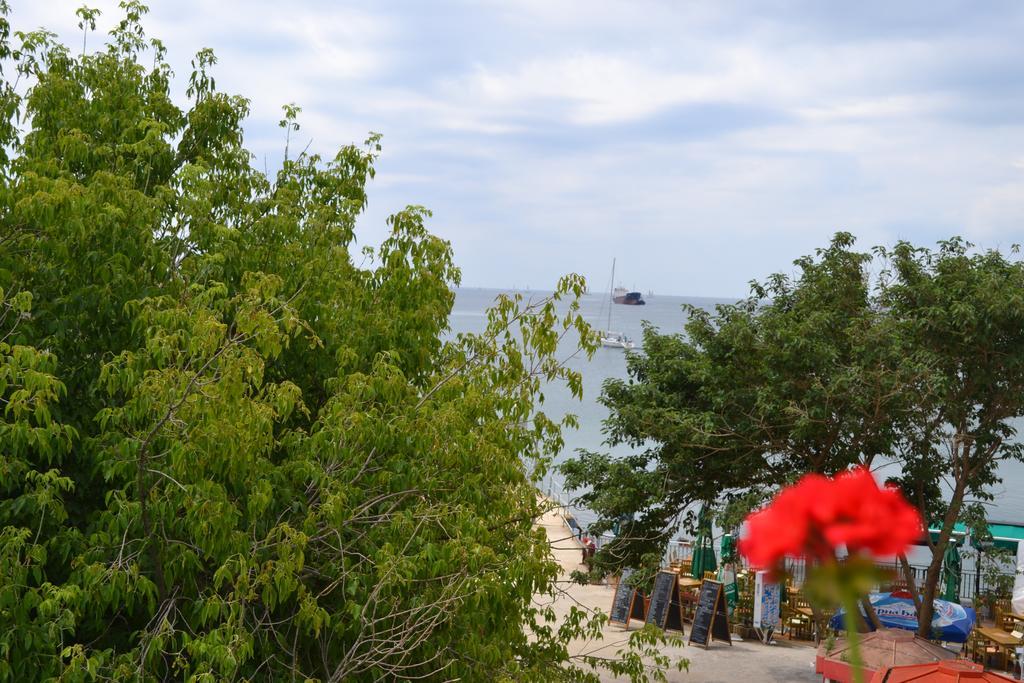 Family Hotel Magnolia Μπαλτσίκ Δωμάτιο φωτογραφία
