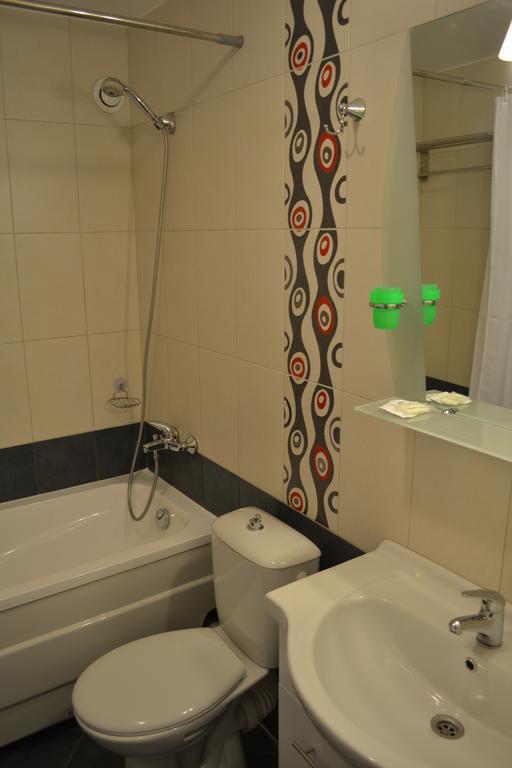 Family Hotel Magnolia Μπαλτσίκ Εξωτερικό φωτογραφία