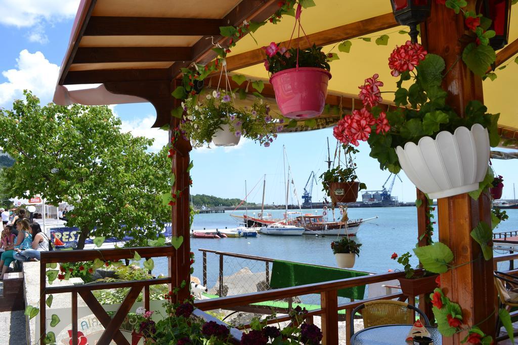 Family Hotel Magnolia Μπαλτσίκ Εξωτερικό φωτογραφία