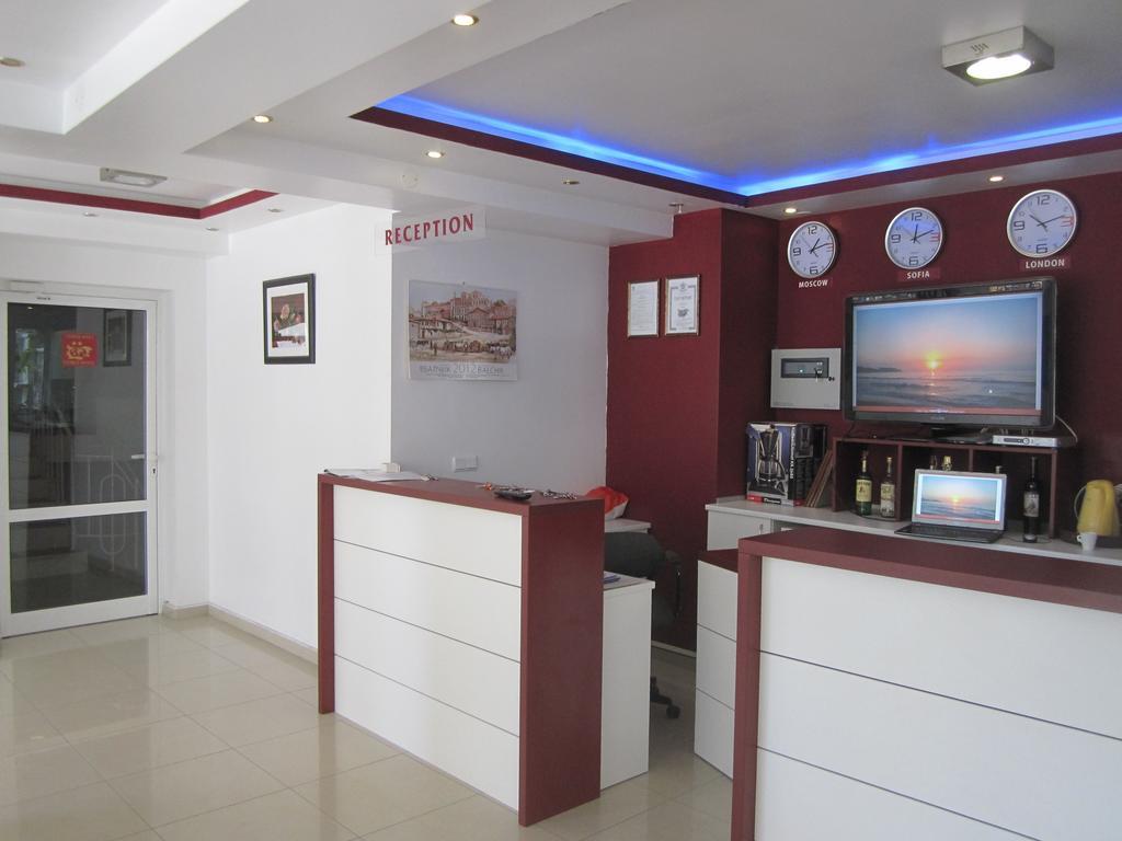 Family Hotel Magnolia Μπαλτσίκ Εξωτερικό φωτογραφία