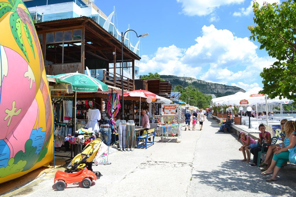Family Hotel Magnolia Μπαλτσίκ Εξωτερικό φωτογραφία