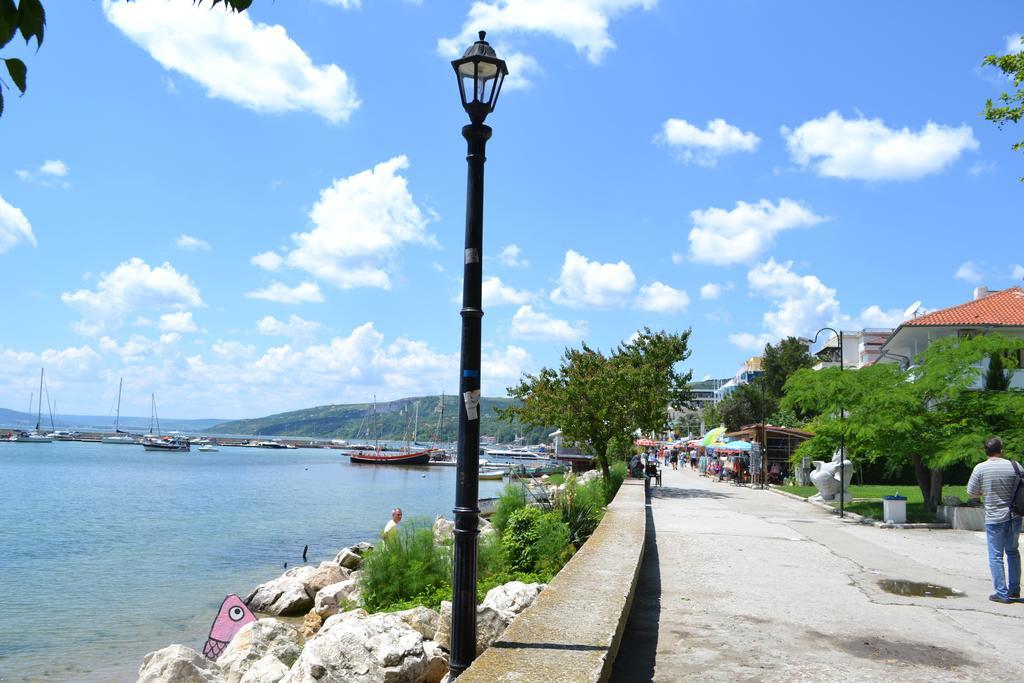 Family Hotel Magnolia Μπαλτσίκ Εξωτερικό φωτογραφία